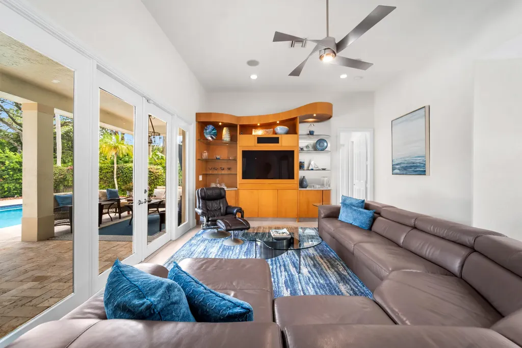 6802 NW 108th Avenue Parkland FL 33076