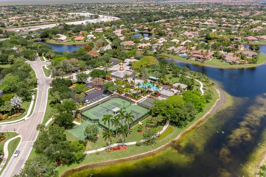 6802 NW 108th Avenue Parkland FL 33076
