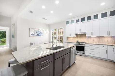 6802 NW 108th Avenue Parkland FL 33076