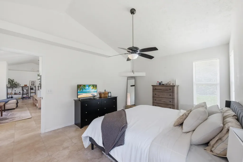 390 SE Cork Road Port St Lucie FL 34984
