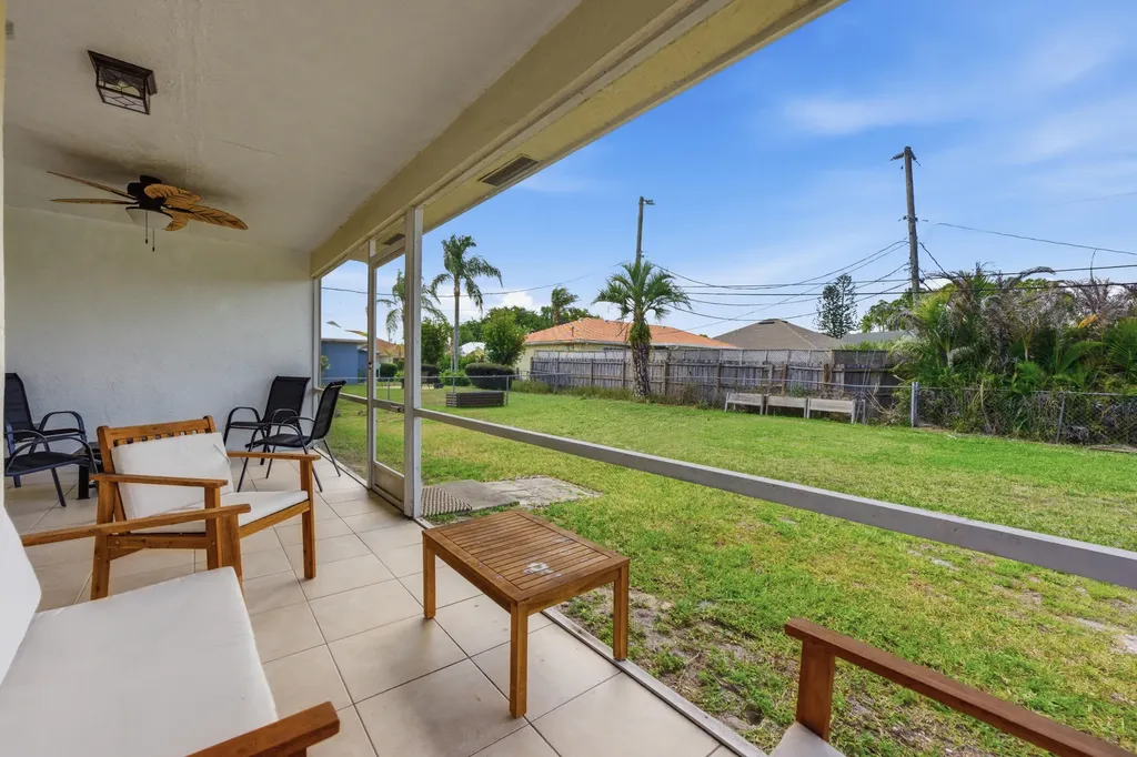 390 SE Cork Road Port St Lucie FL 34984