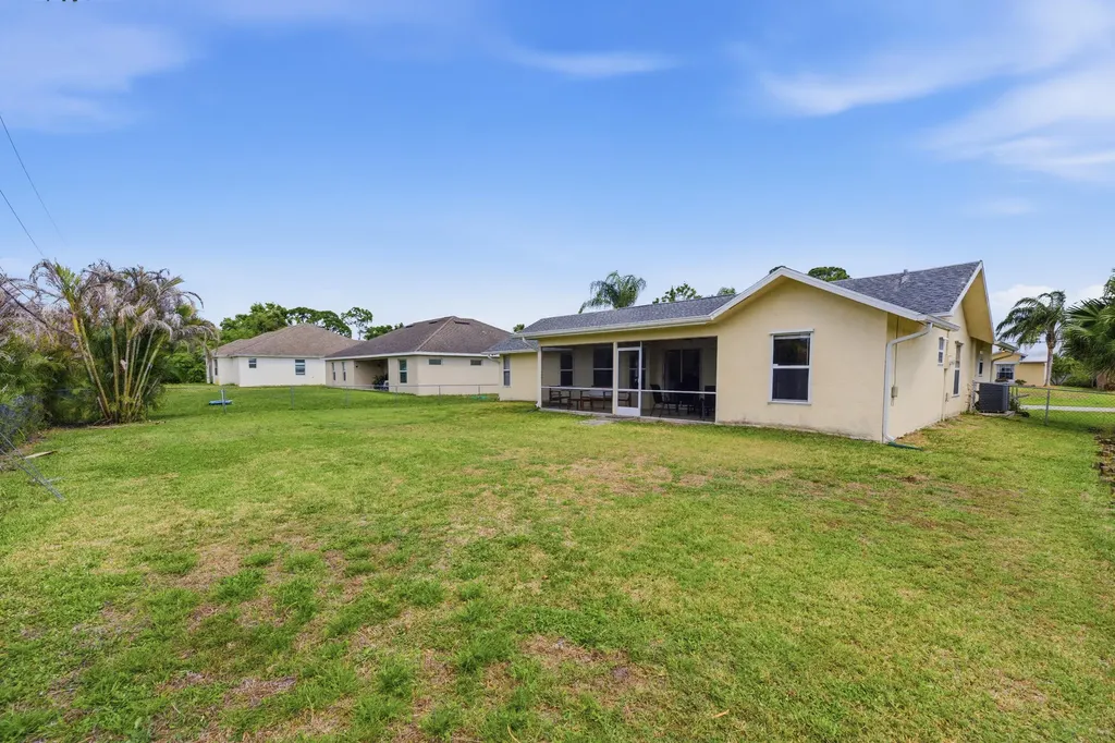 390 SE Cork Road Port St Lucie FL 34984