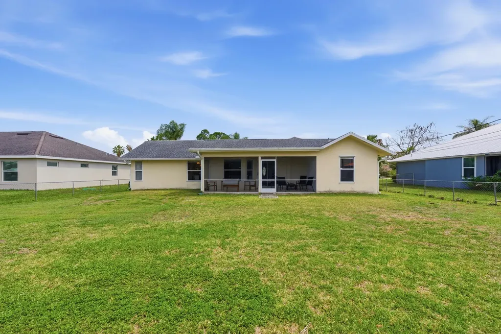 390 SE Cork Road Port St Lucie FL 34984