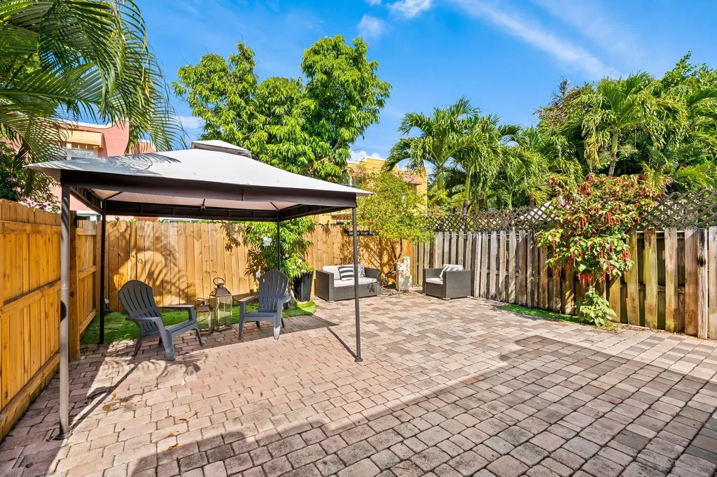 641 NW 1st Avenue Fort Lauderdale FL 33311