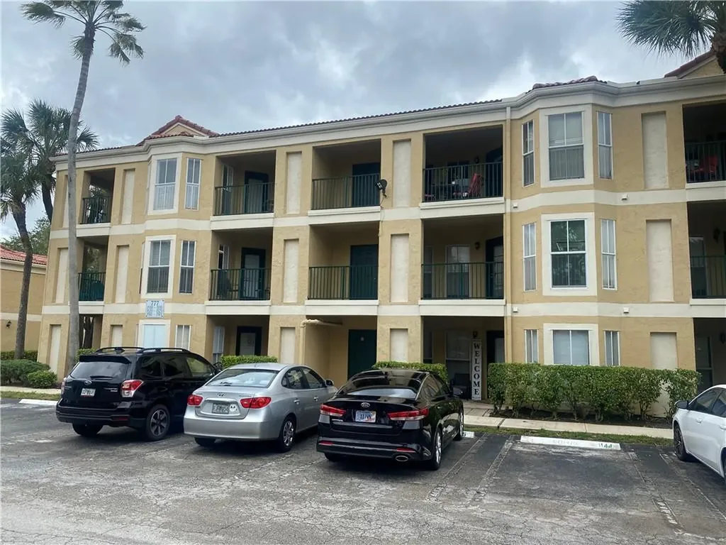 777 Riverside Drive Coral Springs FL 33071