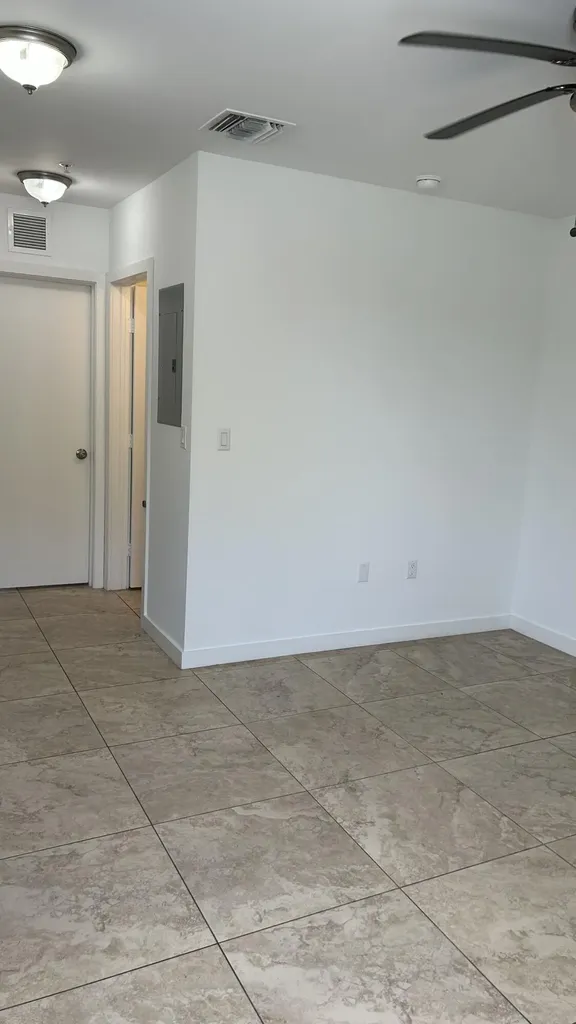 661 NW 21st Terrace Fort Lauderdale FL 33311