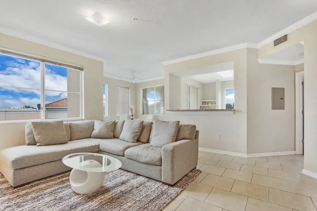 11021 Legacy Lane Palm Beach Gardens FL 33410