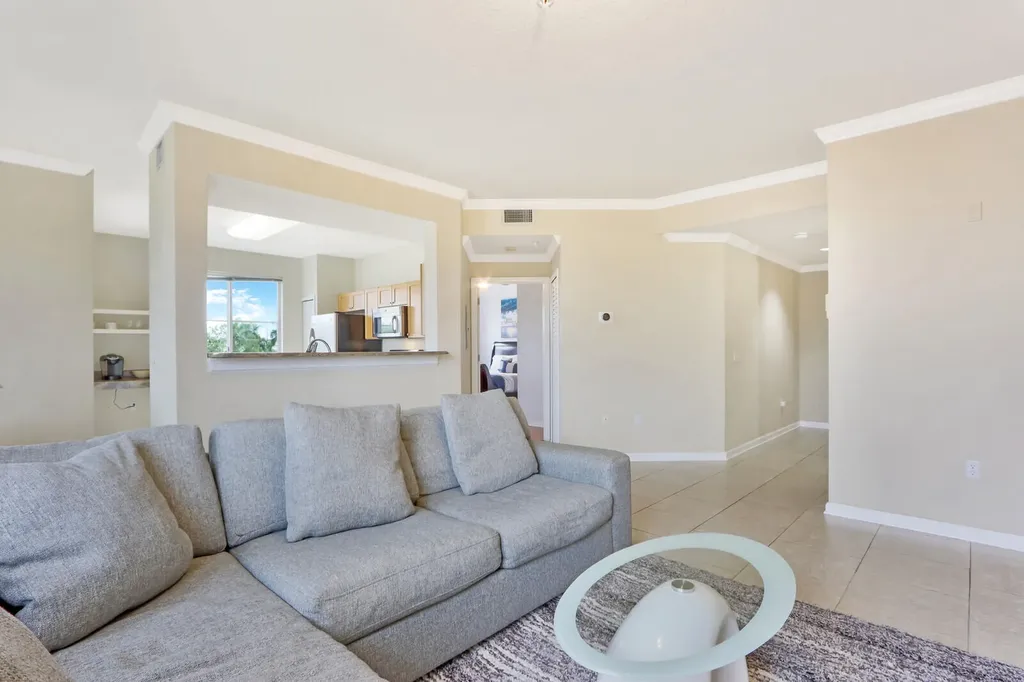 11021 Legacy Lane Palm Beach Gardens FL 33410