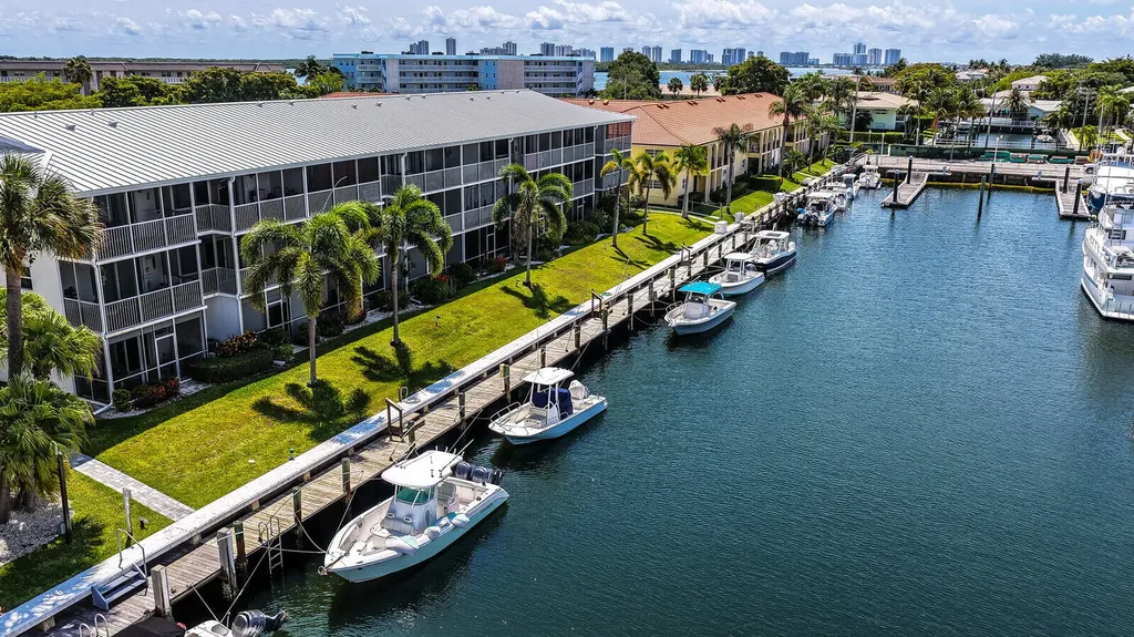 37 Yacht Club Drive North Palm Beach FL 33408