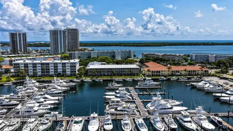 37 Yacht Club Drive North Palm Beach FL 33408