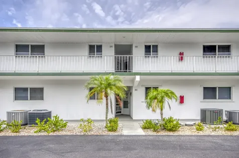11 Westwood Avenue Tequesta FL 33469