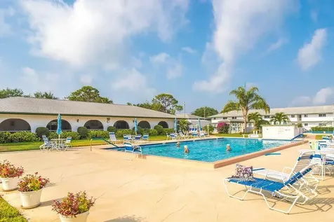 11 Westwood Avenue Tequesta FL 33469