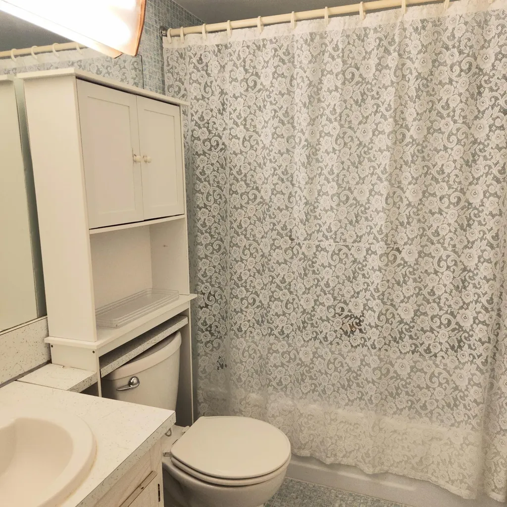 164 Sheffield G West Palm Beach FL 33417