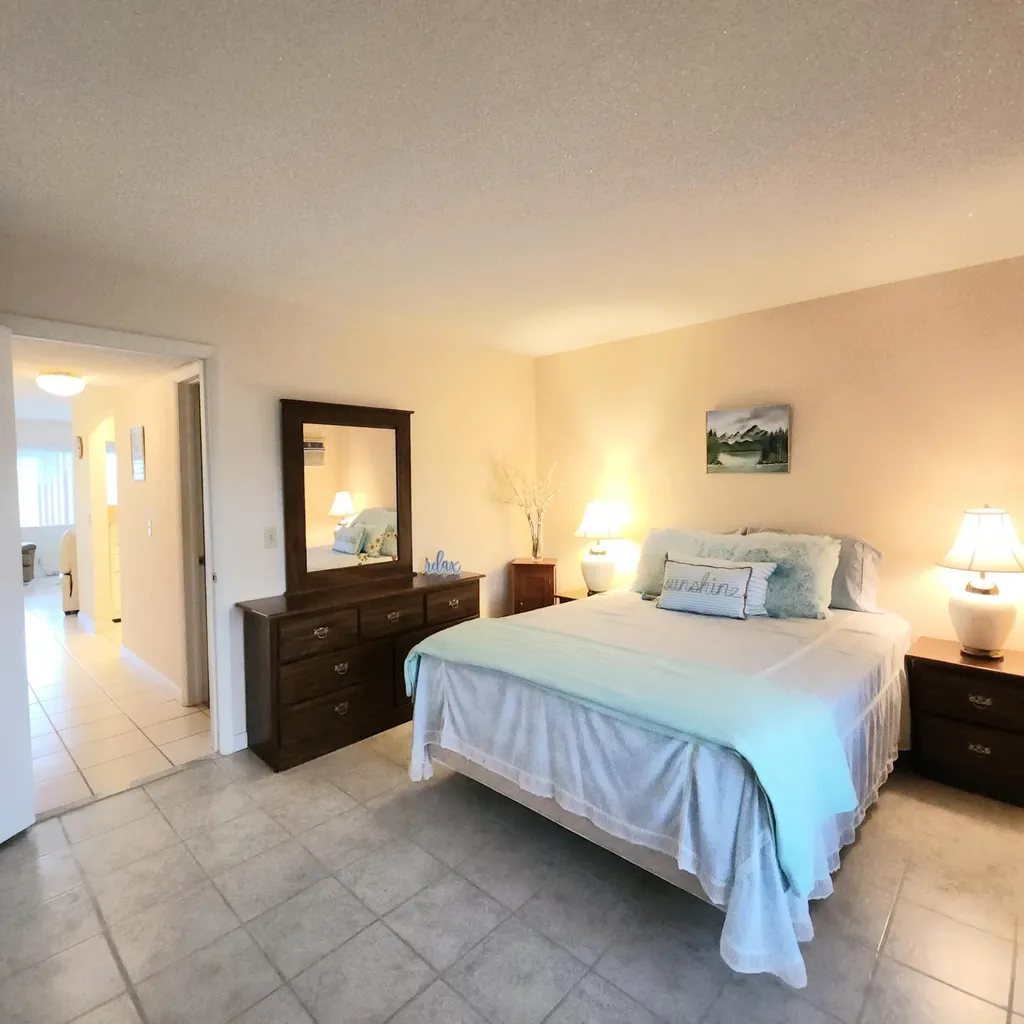 164 Sheffield G West Palm Beach FL 33417