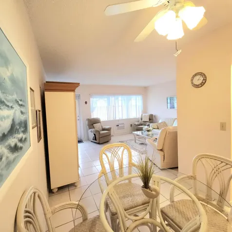 164 Sheffield G West Palm Beach FL 33417