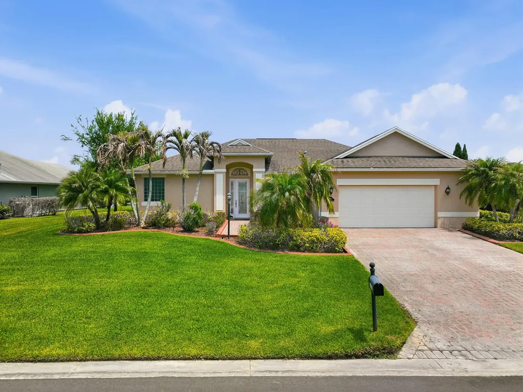 1215 Southlakes Way SW Vero Beach FL 32968