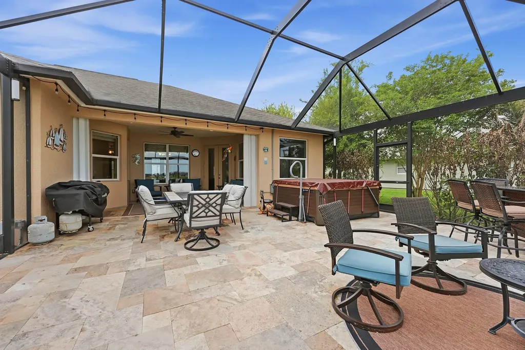 1215 Southlakes Way SW Vero Beach FL 32968