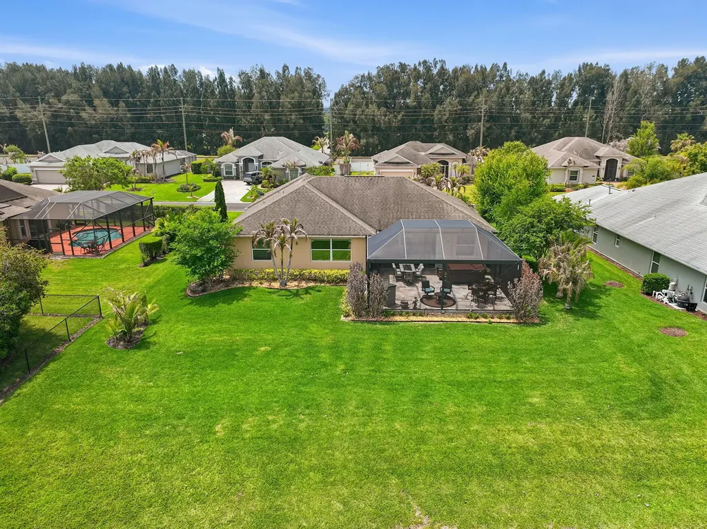 1215 Southlakes Way SW Vero Beach FL 32968