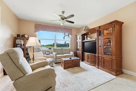 1215 Southlakes Way SW Vero Beach FL 32968