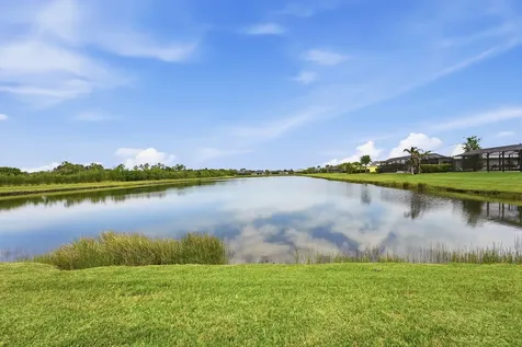 1215 Southlakes Way SW Vero Beach FL 32968
