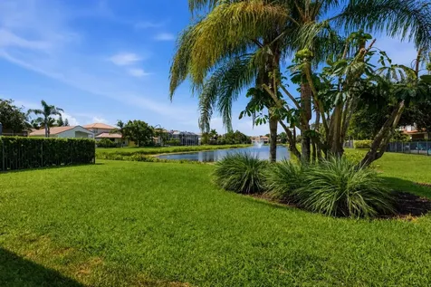 8895 Chestnut Ridge Way Boynton Beach FL 33473
