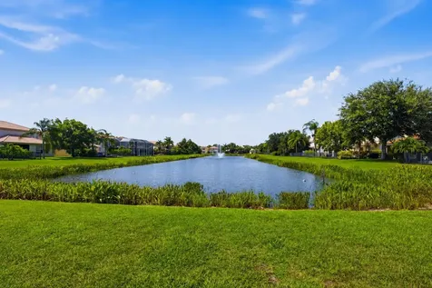 8895 Chestnut Ridge Way Boynton Beach FL 33473