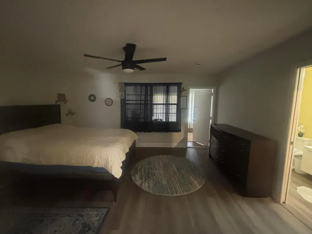 211 Country Lane Boynton Beach FL 33435