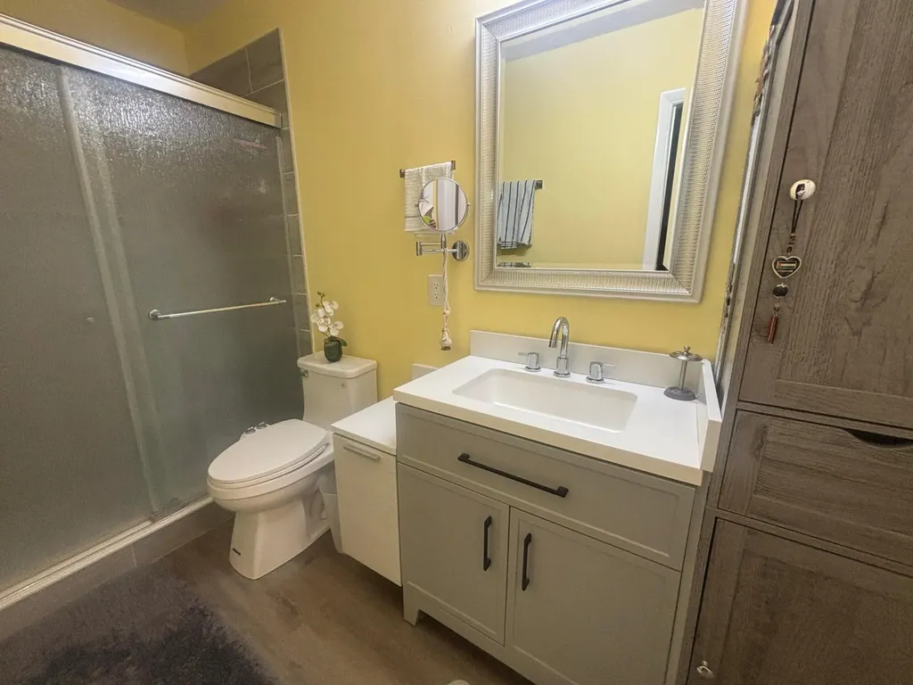 211 Country Lane Boynton Beach FL 33435