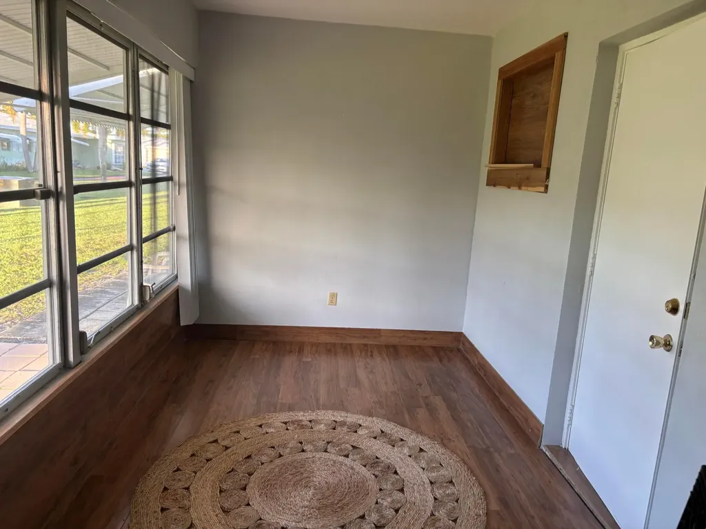 211 Country Lane Boynton Beach FL 33435