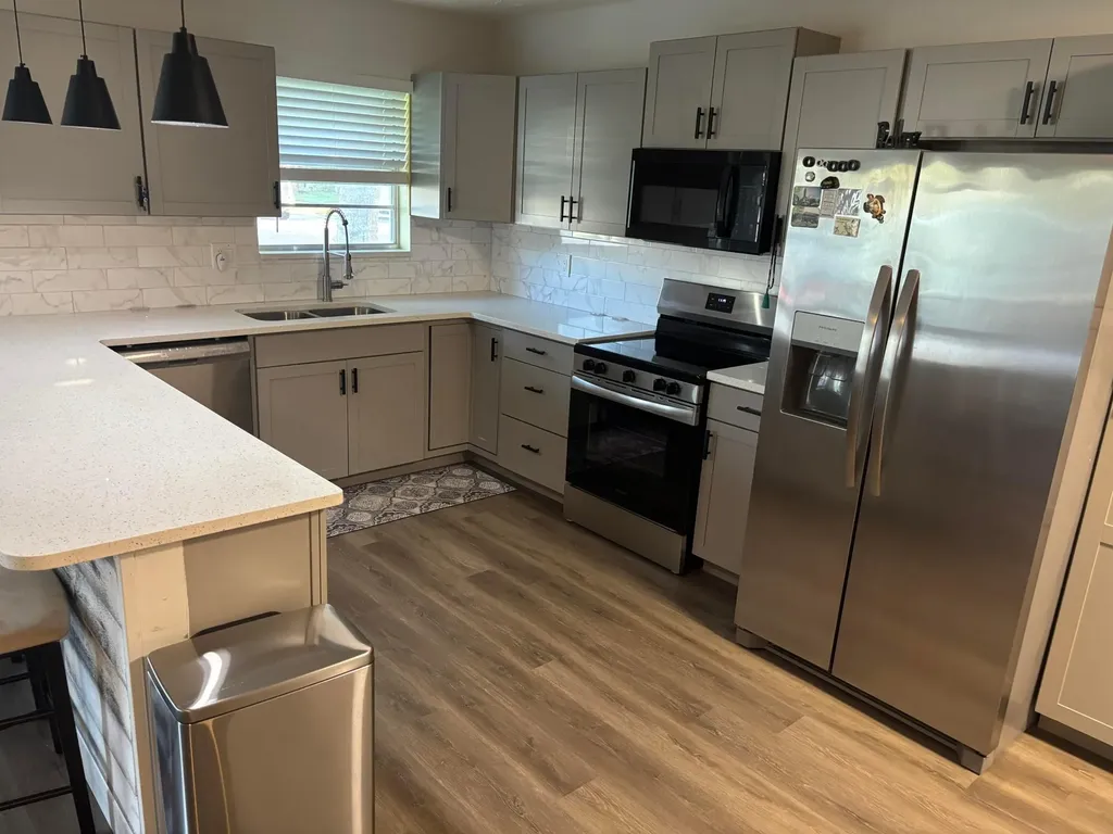211 Country Lane Boynton Beach FL 33435