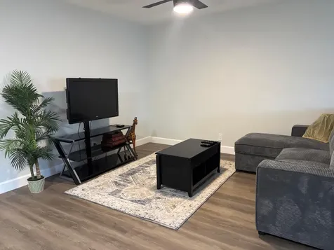 211 Country Lane Boynton Beach FL 33435