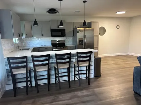 211 Country Lane Boynton Beach FL 33435