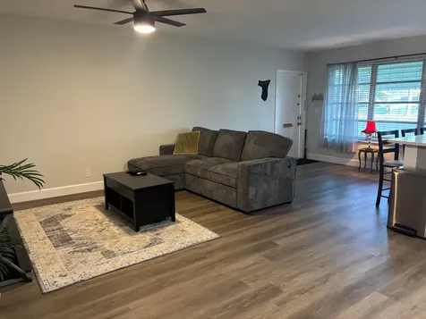 211 Country Lane Boynton Beach FL 33435