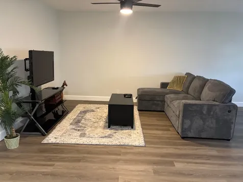 211 Country Lane Boynton Beach FL 33435