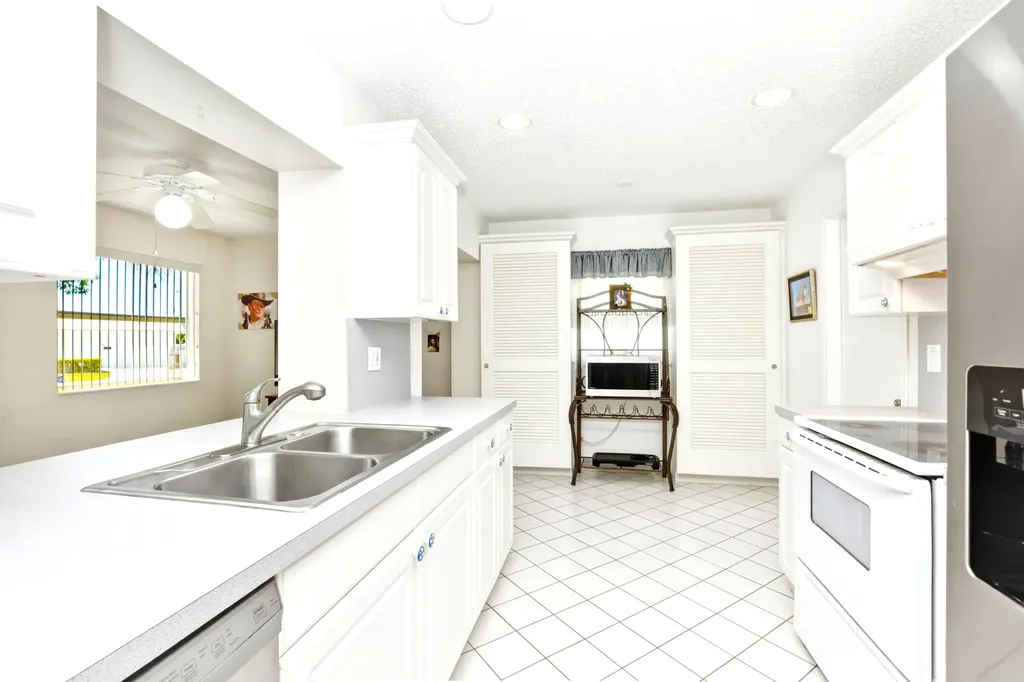2108 SW 15th Street Boynton Beach FL 33426