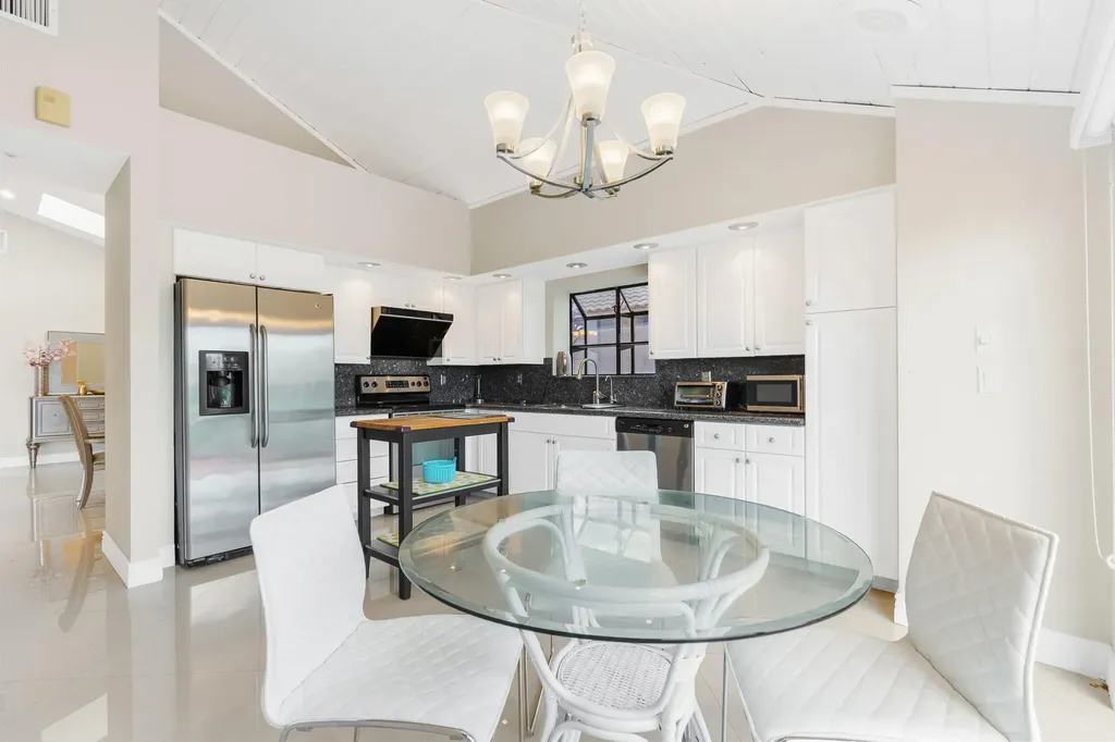 22668 Caravelle Circle Boca Raton FL 33433