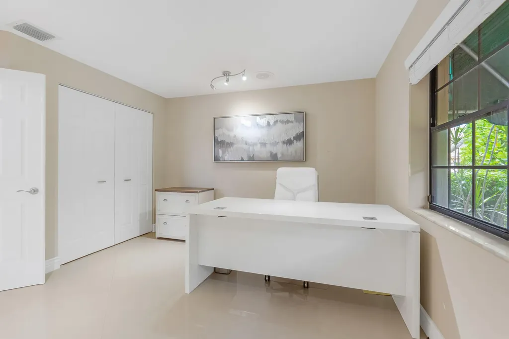 22668 Caravelle Circle Boca Raton FL 33433