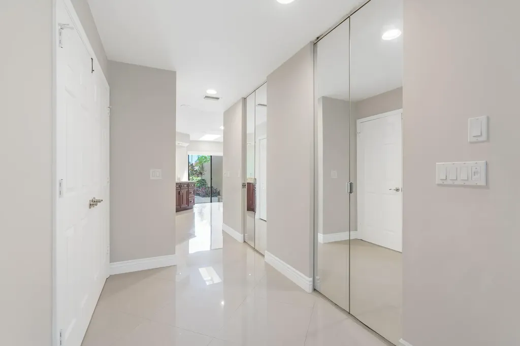 22668 Caravelle Circle Boca Raton FL 33433