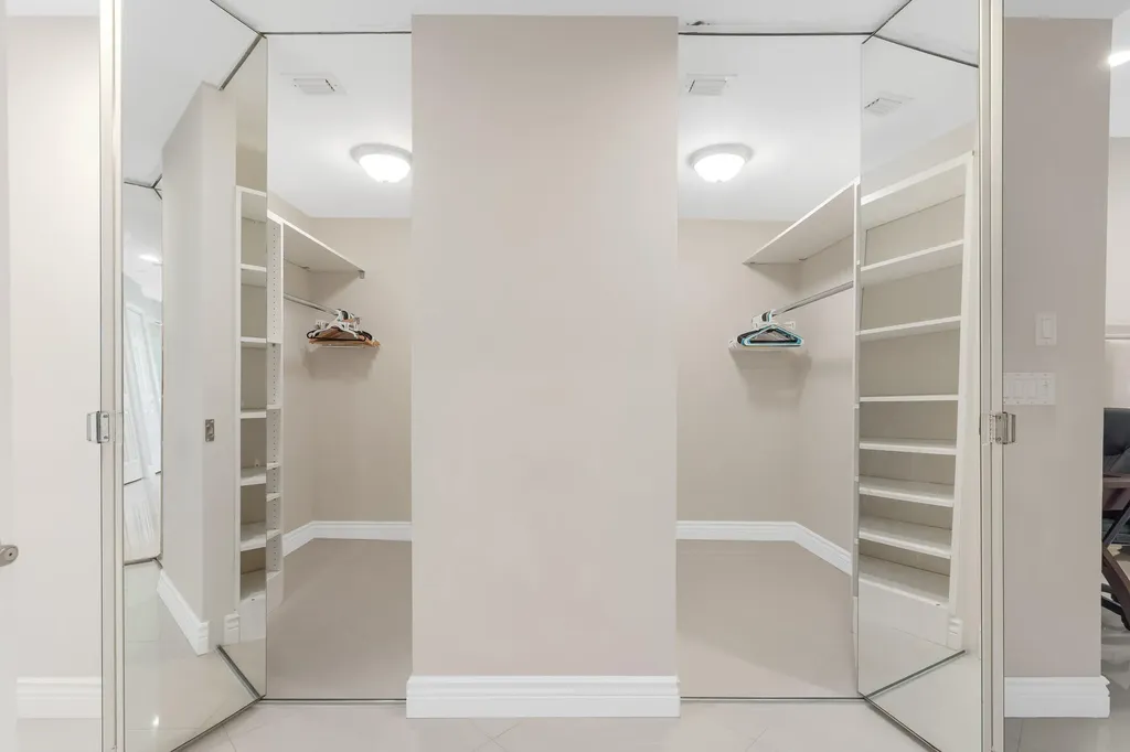 22668 Caravelle Circle Boca Raton FL 33433