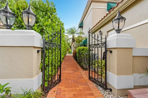 22668 Caravelle Circle Boca Raton FL 33433