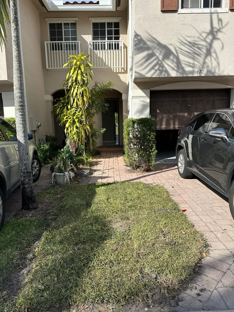 4111 Napoli Lake Drive West Palm Beach FL 33410