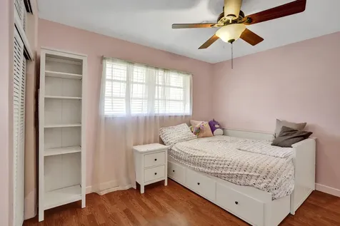 5072 SW 88th Terrace Cooper City FL 33328