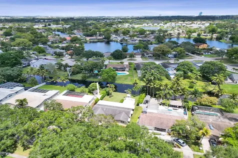 5072 SW 88th Terrace Cooper City FL 33328