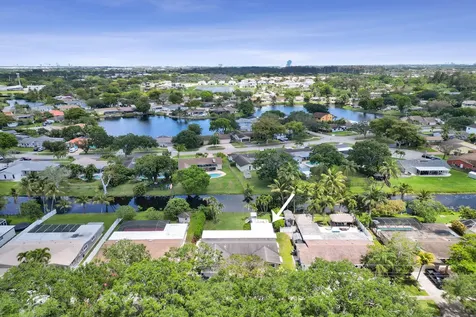 5072 SW 88th Terrace Cooper City FL 33328