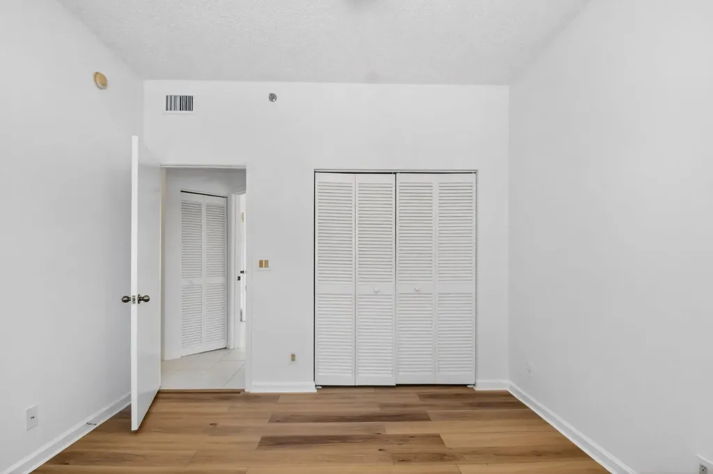 5032 Rose Hill Drive Boynton Beach FL 33437