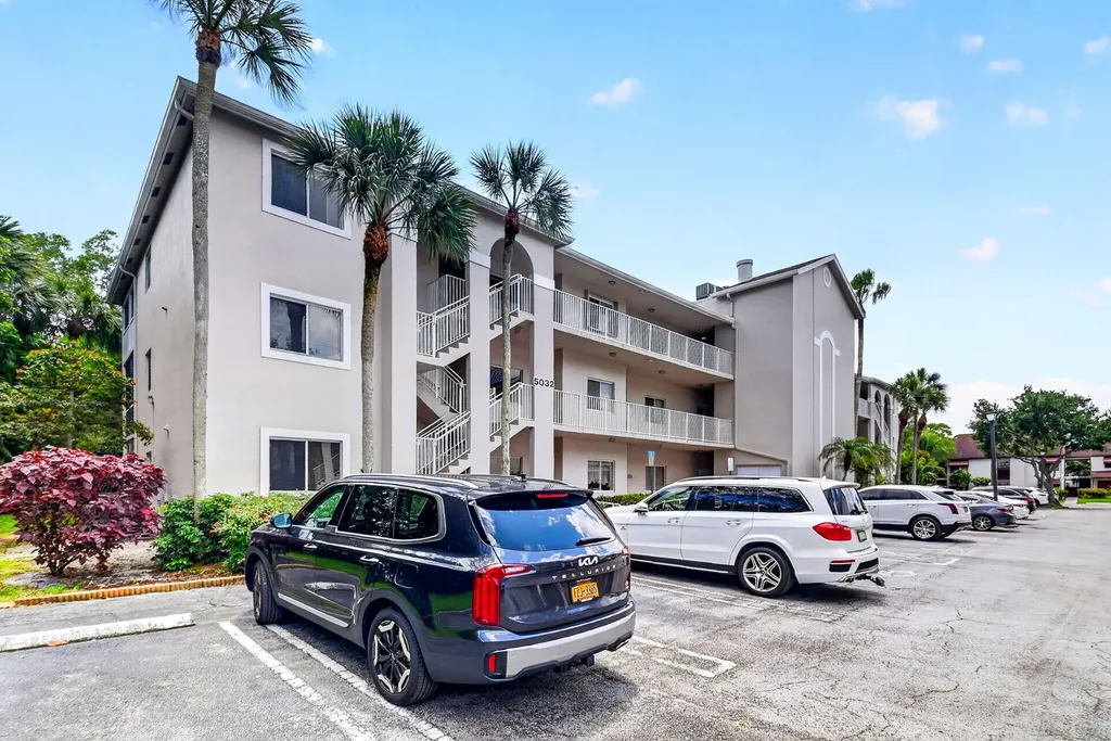 5032 Rose Hill Drive Boynton Beach FL 33437