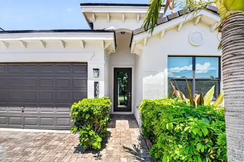 7563 Moonrise Drive Lake Worth FL 33467