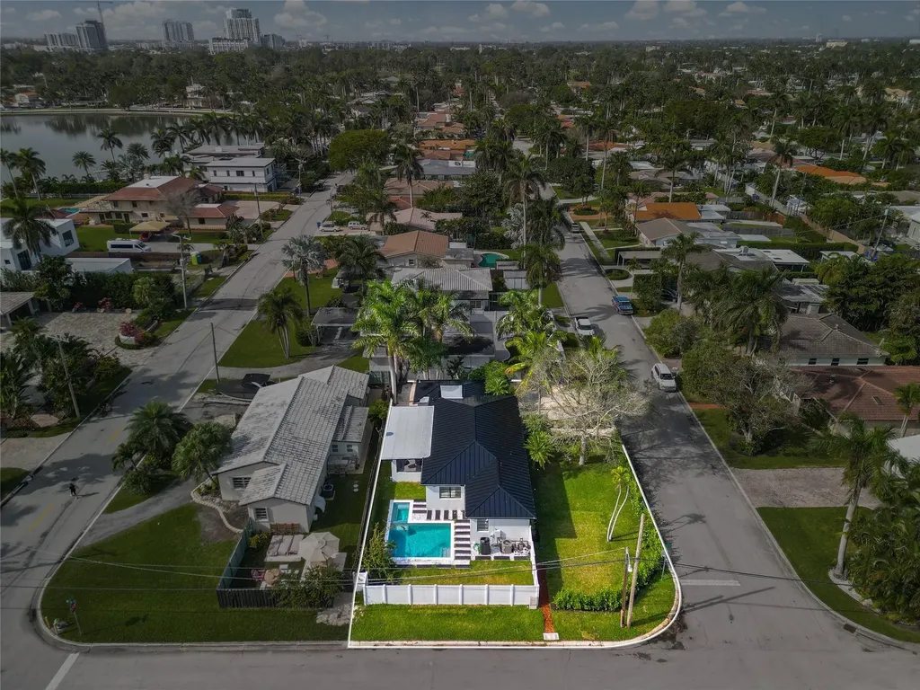1100 Buchanan Street Hollywood FL 33019