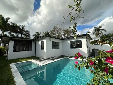 1100 Buchanan Street Hollywood FL 33019