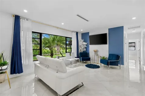 1100 Buchanan Street Hollywood FL 33019